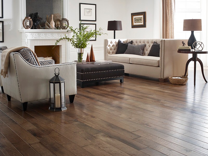 Hardwood Flooring In Living Room | Neils Floor Covering
